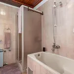 2 Bedroom Beautiful In